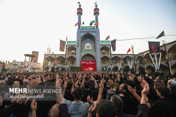 اجتماع بزرگ عزاداران حسینی مهریز