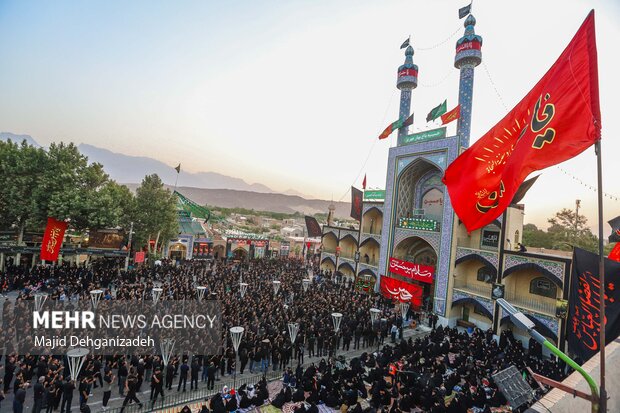اجتماع بزرگ عزاداران حسینی مهریز