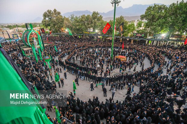 اجتماع بزرگ عزاداران حسینی مهریز