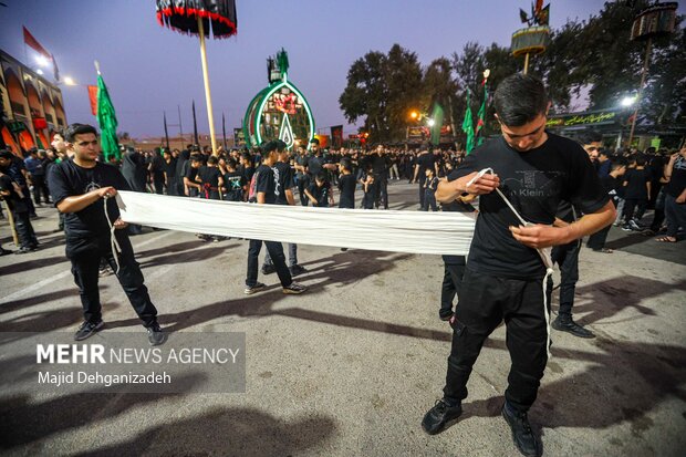 اجتماع بزرگ عزاداران حسینی مهریز