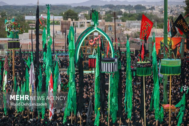اجتماع بزرگ عزاداران حسینی مهریز