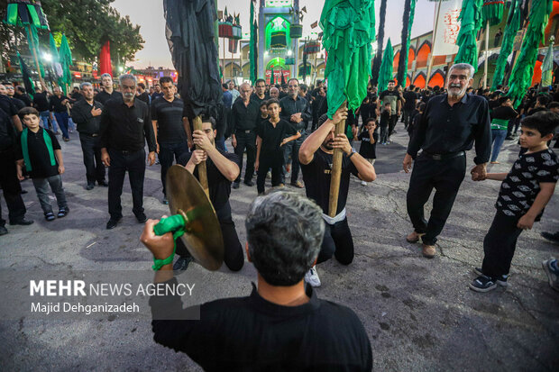 اجتماع بزرگ عزاداران حسینی مهریز