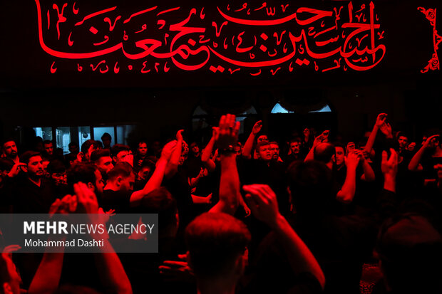 عزاداری شب تاسوعای حسینی در مکتب الشهدا اردبیل