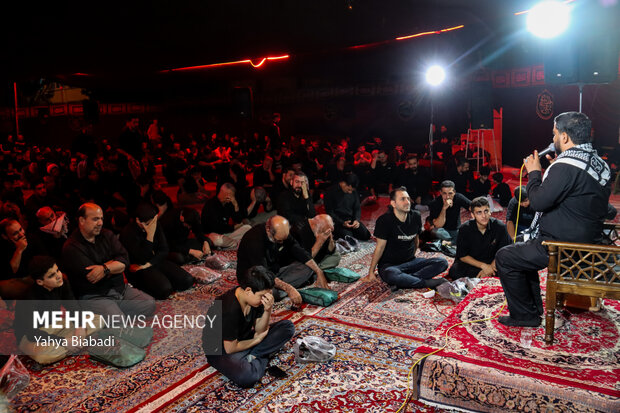 عزاداری شب تاسوعا در هیئت رایت العباس (ع) کرمانشاه