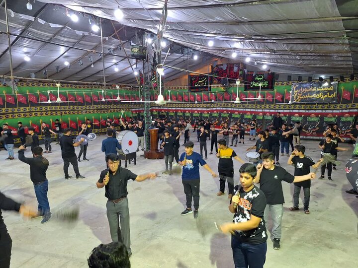 مراسم زنجیرزنی در گناوه