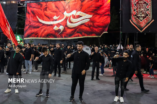 عزاداری شب تاسوعای حسینی در مکتب یازهرا(س) ارومیه