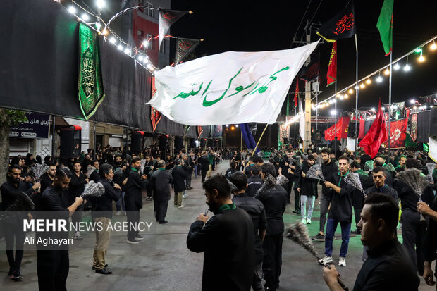 عزاداری شب تاسوعای حسینی در مکتب یازهرا(س) ارومیه