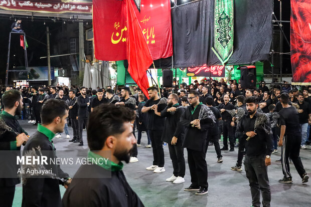 عزاداری شب تاسوعای حسینی در مکتب یازهرا(س) ارومیه