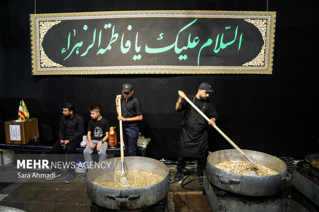 ایستگاه‌های صلواتی مشهد در دهه اول محرم
