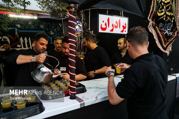 ایستگاه‌های صلواتی مشهد در دهه اول محرم