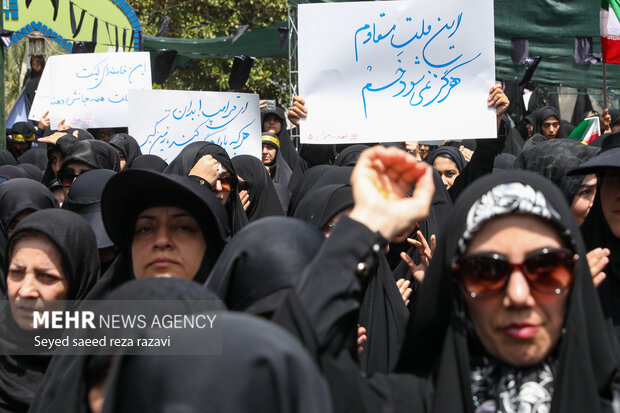 دسته عزاداری مردمی دانشجویی ظهر تاسوعا در حمایت از ولی امر مسلمین جهان