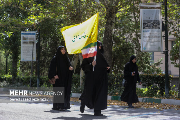 دسته عزاداری مردمی دانشجویی ظهر تاسوعا در حمایت از ولی امر مسلمین جهان