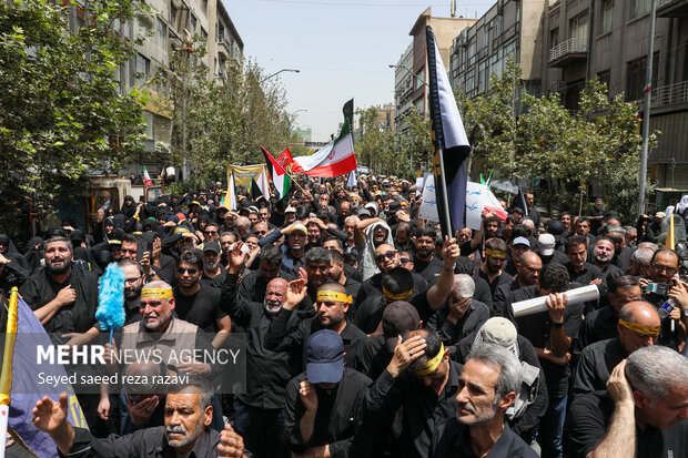 دسته عزاداری مردمی دانشجویی ظهر تاسوعا در حمایت از ولی امر مسلمین جهان