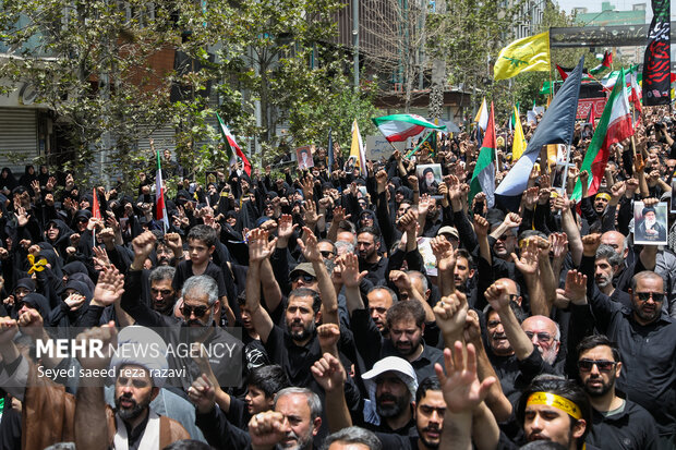 دسته عزاداری مردمی دانشجویی ظهر تاسوعا در حمایت از ولی امر مسلمین جهان