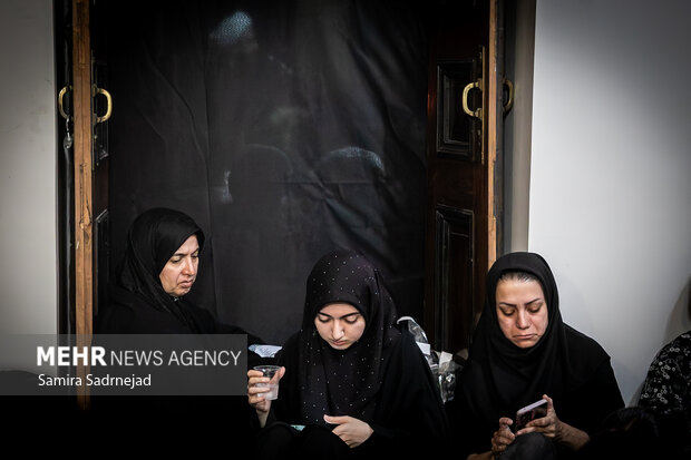 آیین عزاداری حسینی در خانه تاریخی ملک