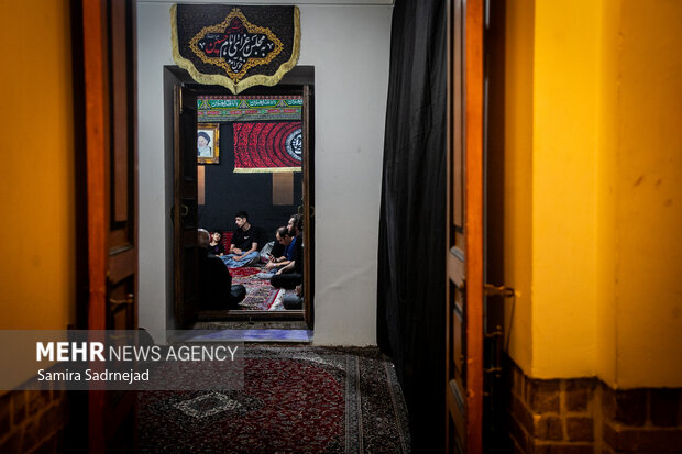 آیین عزاداری حسینی در خانه تاریخی ملک