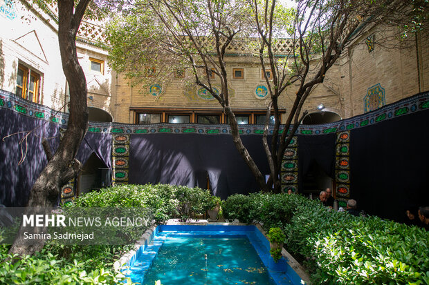 آیین عزاداری حسینی در خانه تاریخی ملک