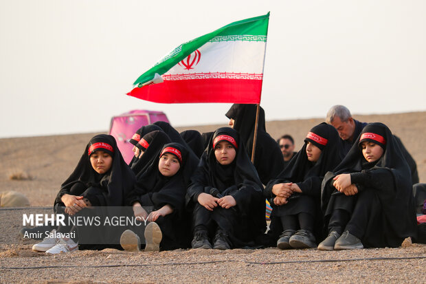 نوجوانان در ترویج ارزشهای اسلامی جایگاهی برجسته دارند نوجوانان در ترویج ارزشهای اسلامی جایگاهی برجسته دارند
