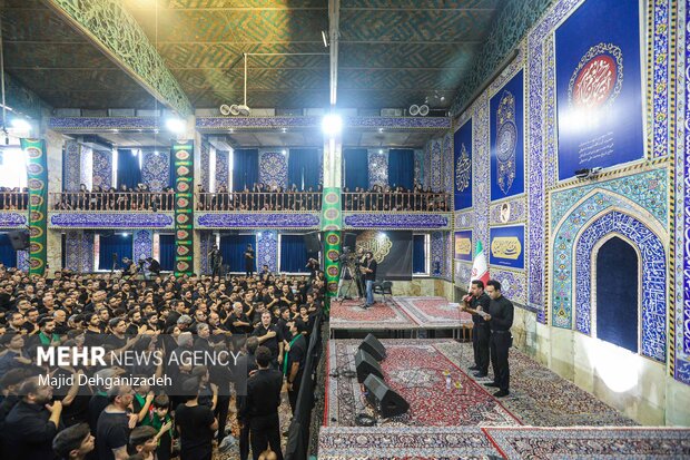 عزاداری تاسوعای حسینی در مسجد حظیره یزد