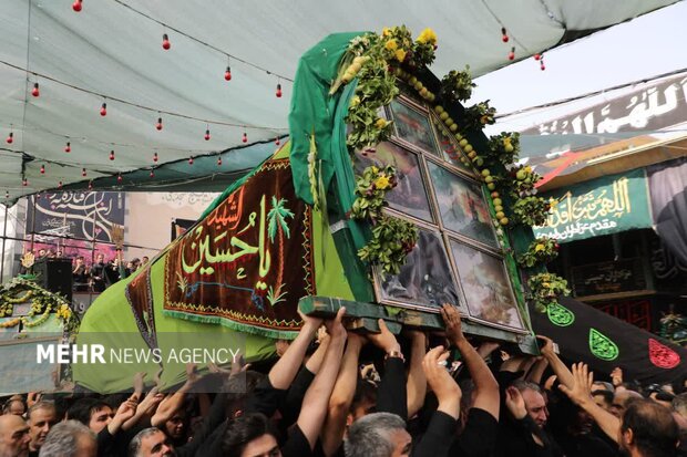 نخلگردانی جهادیه سمنان؛ سوگوارهای صدساله در پاسداشت علمدار کربلا