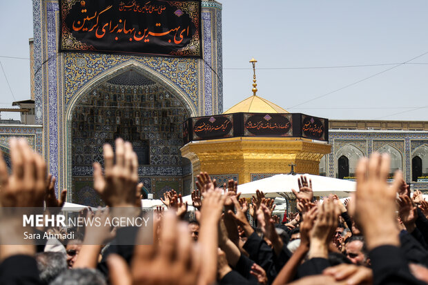 عزاداری تاسوعای حسینی در حرم امام رضا(ع)