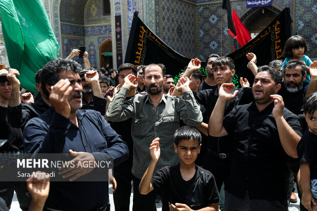 عزاداری تاسوعای حسینی در حرم امام رضا(ع)