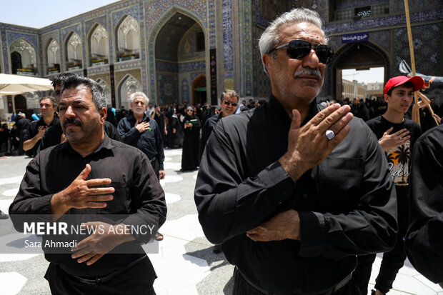 عزاداری تاسوعای حسینی در حرم امام رضا(ع)