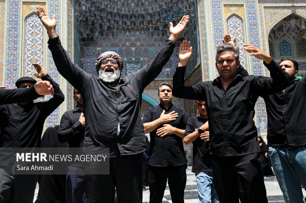 عزاداری تاسوعای حسینی در حرم امام رضا(ع)