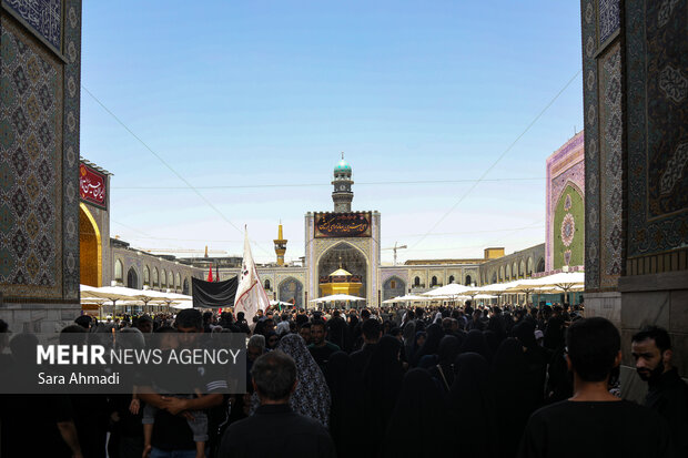 عزاداری تاسوعای حسینی در حرم امام رضا(ع)