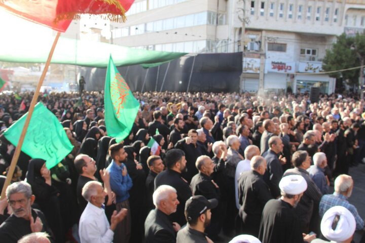 «نصر من الله و فتح قریب»نوای مردم ایلام در تاسوعای حسینی