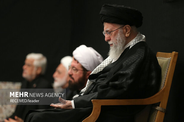 Leader at Ashura night ceremony