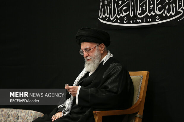 Leader at Ashura night ceremony