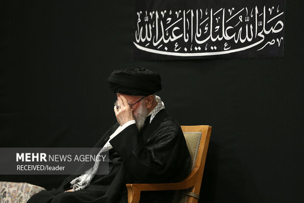 Leader at Ashura night ceremony