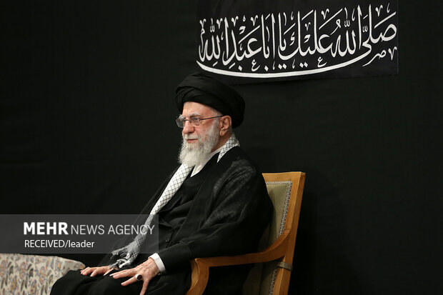 Leader at Ashura night ceremony