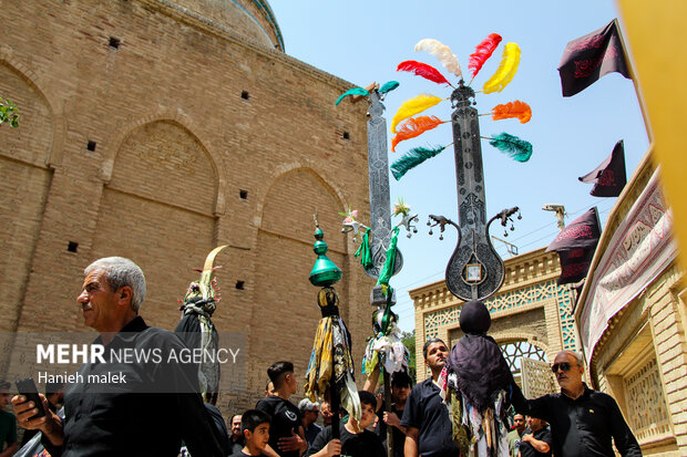 «ای اهل حرم میر و علمدار نیامد»/ایران در سوگ علمدارانش چشم بهراه ماند