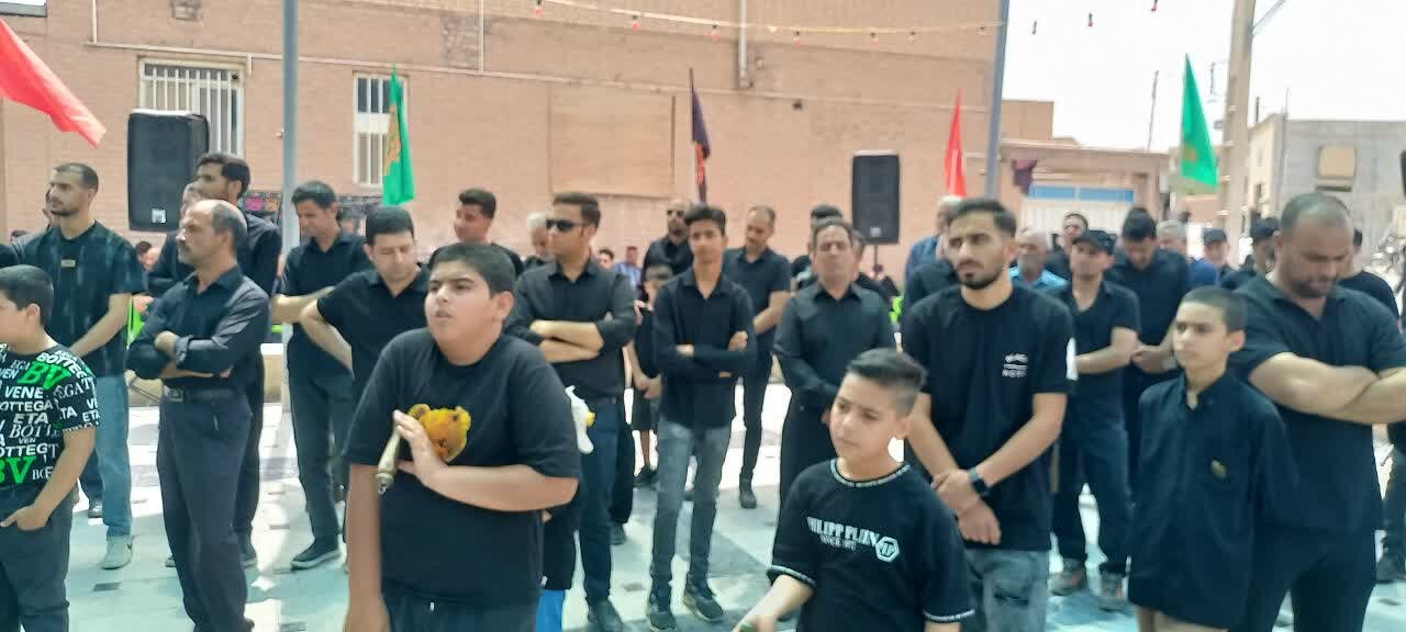 تاسوعای حسینی در اردستان؛ شکوه عشق و دلدادگی به علمدار کربلا