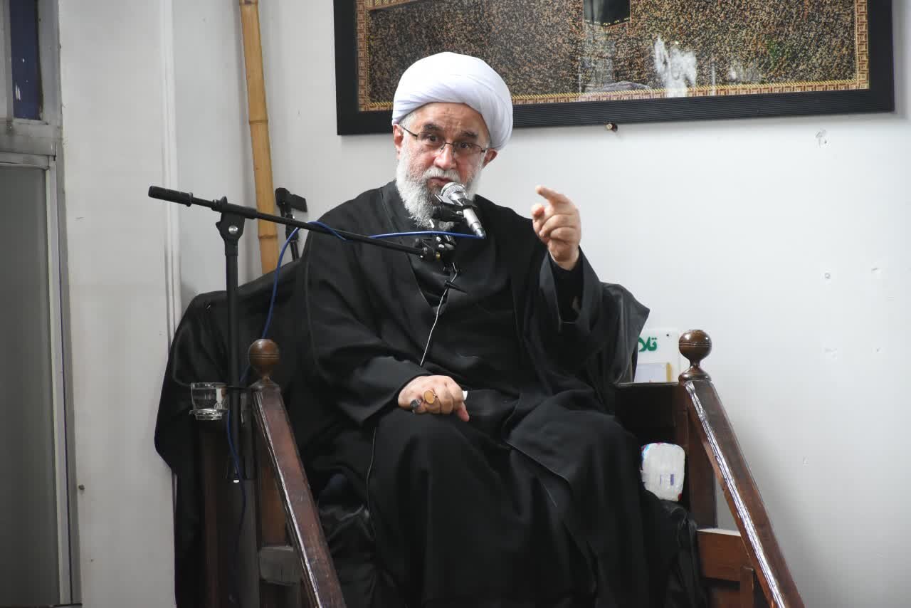 آیت الله رمضانی: هوشیاری مردم نقشه های دشمنان را خنثی می کند