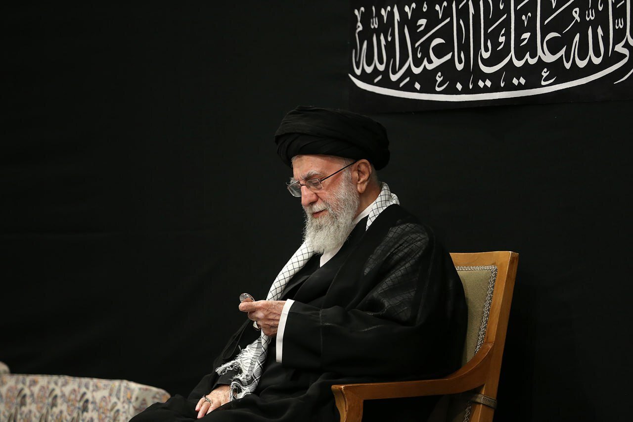 آقایی که آمد