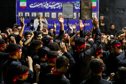 اجتماع عزاداران حسینی در حسینیه حیدری شهر بندرلنگه