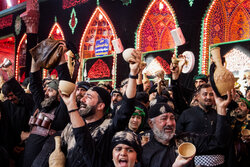 عاشوورا، ڕۆژی شەهید بوونی ئیمام حسێن و تازیەباری پەیڕەوانی