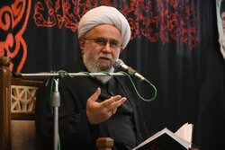 آیت الله رمضانی: عاشورا مدرسه رشد، آزادی و کرامت انسانی است
