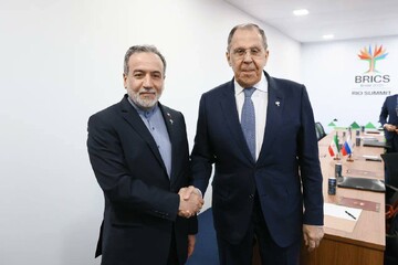 Erakçi ile Lavrov Brezilya’da İran’a yönelik saldırıları ele aldı