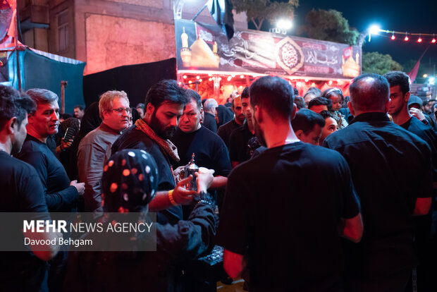 شب عاشورا در شهرک شهید بهشتی مشهد