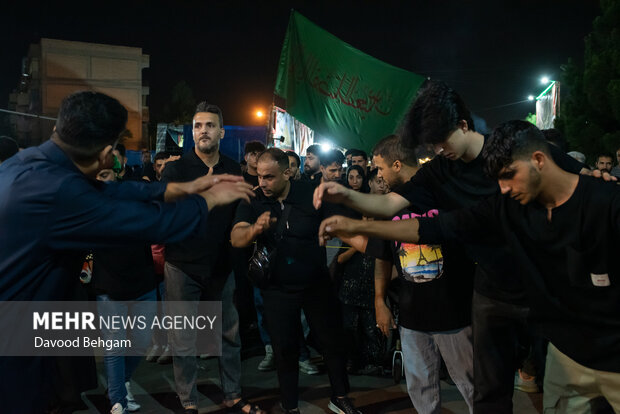 شب عاشورا در شهرک شهید بهشتی مشهد