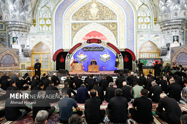 کرسی تلاوت رضوی در شب عاشورا