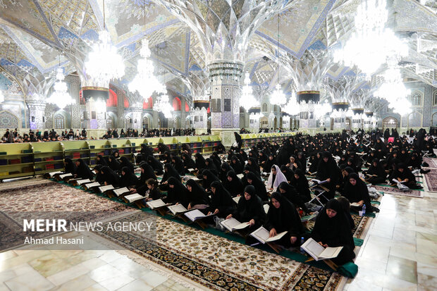 کرسی تلاوت رضوی در شب عاشورا