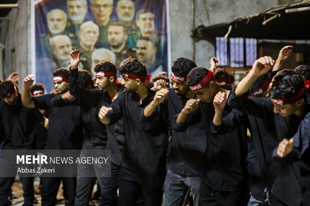 شور حسینی در هیئت فرهنگیان اسلامشهر