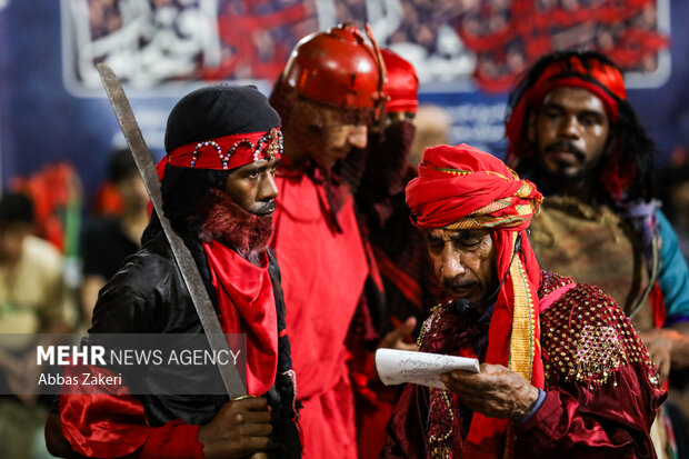 آیین سنتی تعزیه‌خوانی دهه اول محرم در میناب