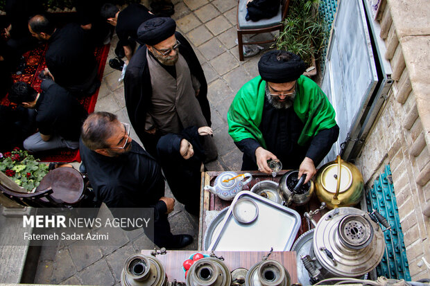 روضه خانگی در خانه تاریخی طباطبایی قم