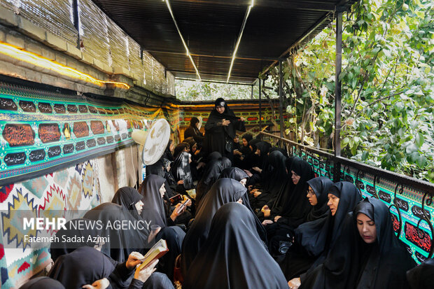 روضه خانگی در خانه تاریخی طباطبایی قم